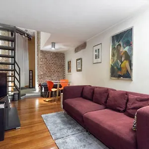 https://romantic-pied-a-terre.italymilanhotels.net